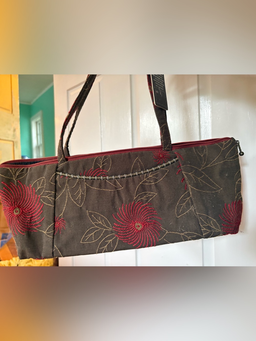 Maruca NWT Millie Lu Floral Shoulder Bag in Dark Brown with Red Accents